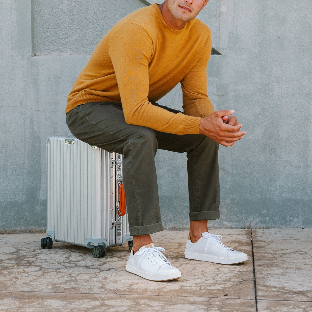 OluKai | Lae‘ahi Lī ‘Ili Men's Leather Sneakers - Bright White