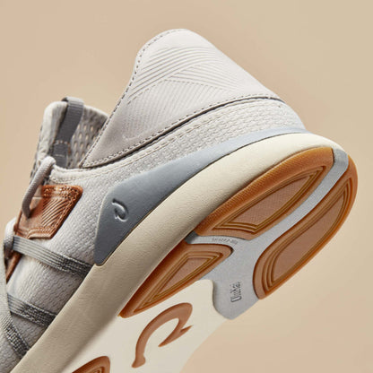 OluKai | Mio Lī Men's Athletic Shoes - Mist Grey / Poi