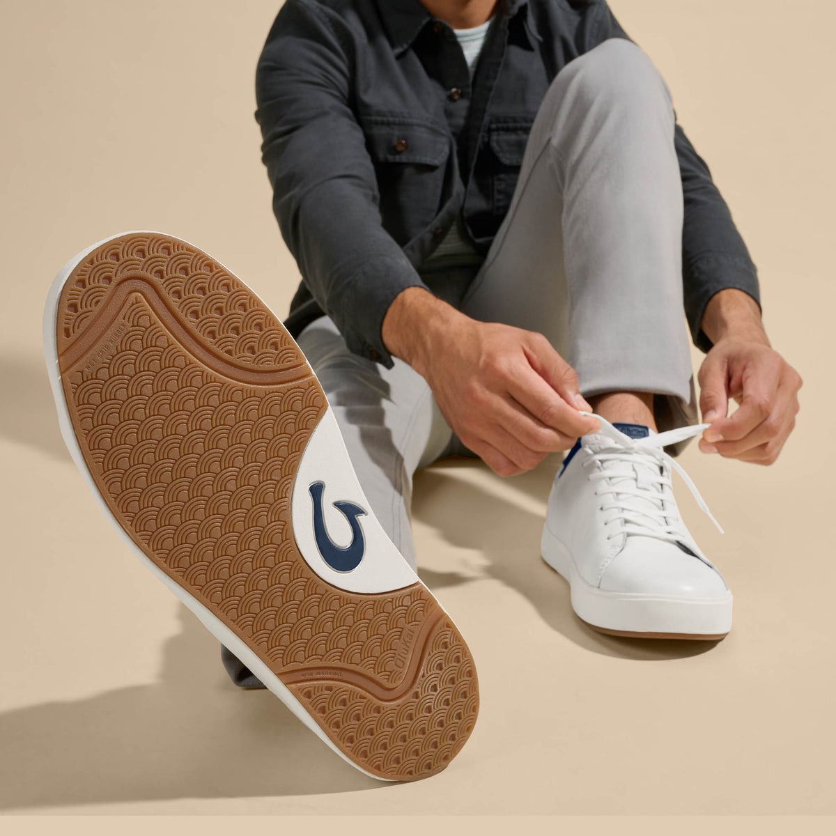 OluKai | Lae‘ahi Lī ‘Ili Men's Sneakers - Bright White / Trench Blue