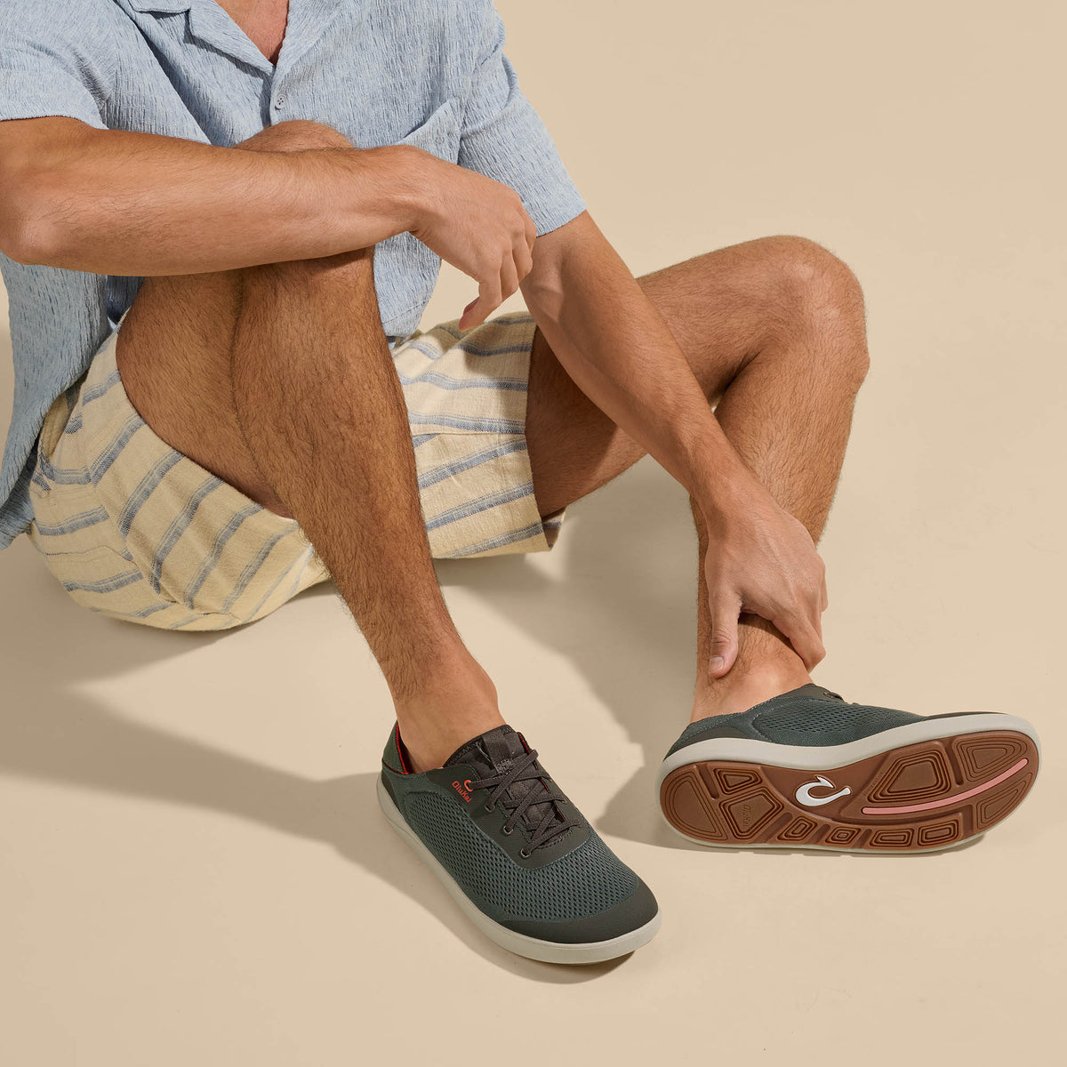 OluKai | Moku Pae Men's Boat Shoes - Island Salt / Koi