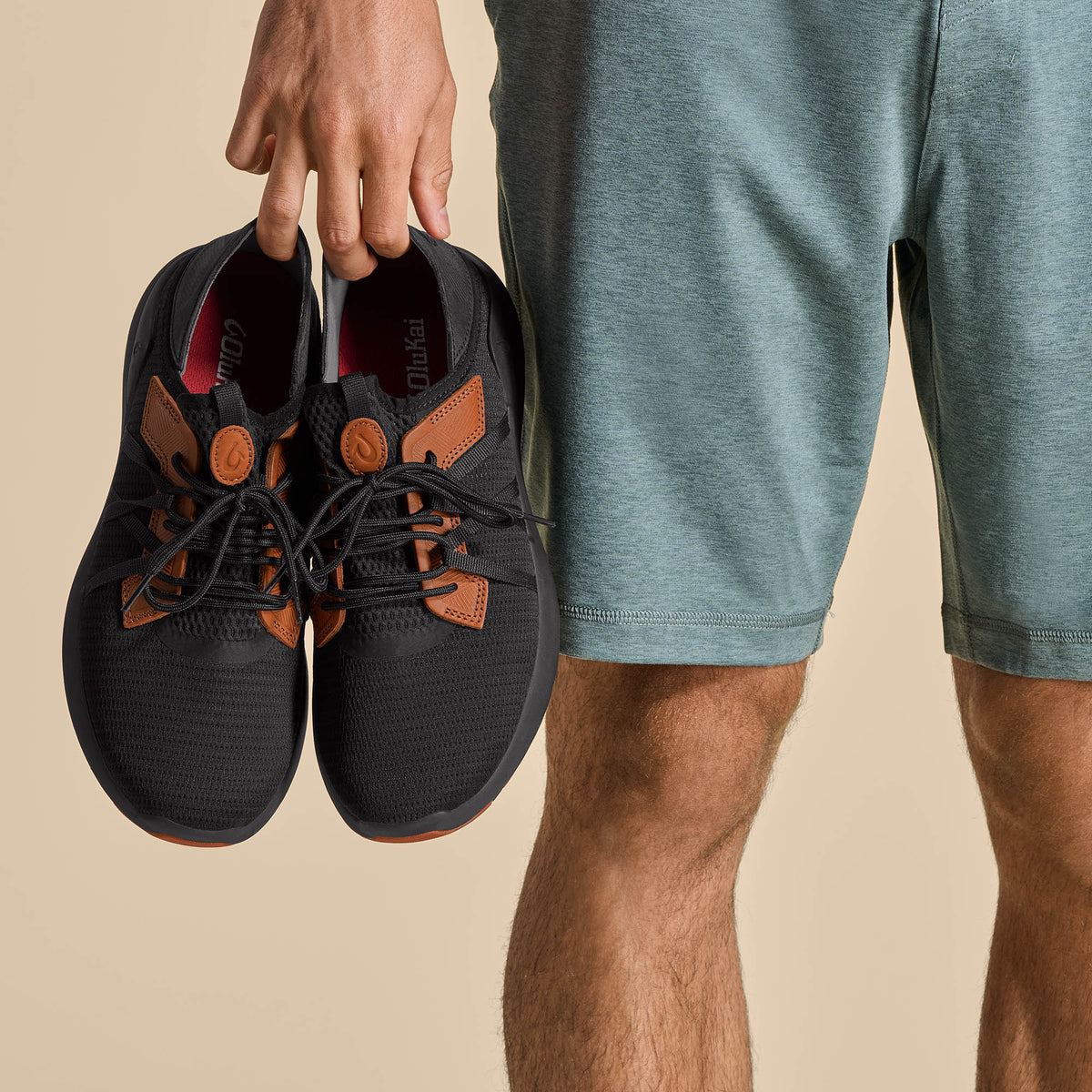 OluKai | Mio Lī Men's Athletic Shoes - Lava Rock
