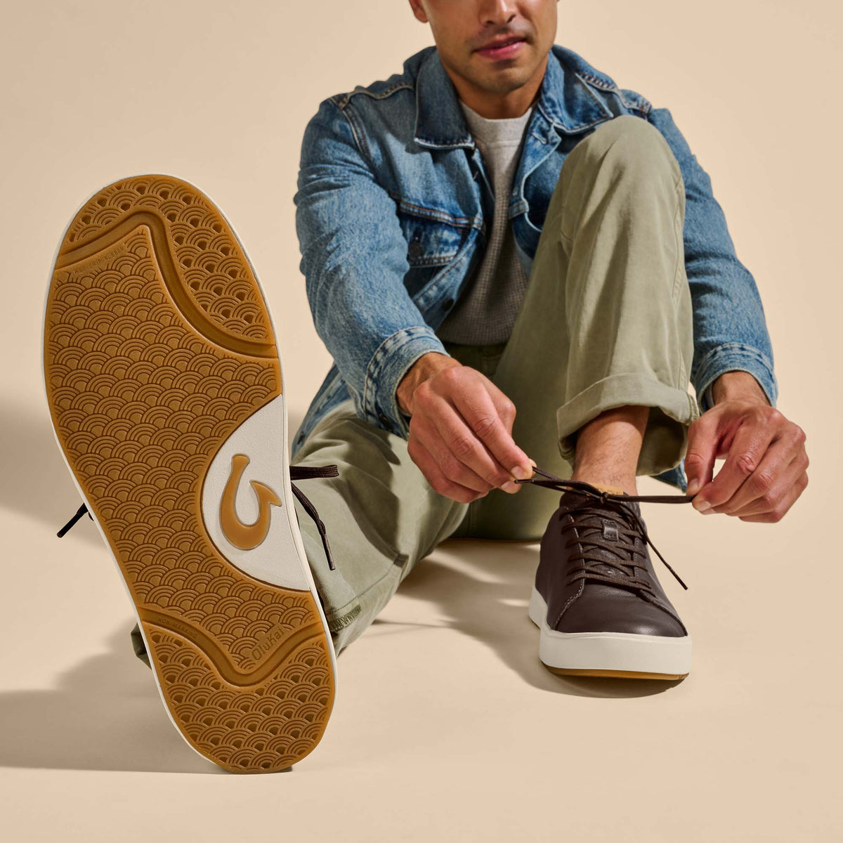 OluKai | Lae‘ahi Lī ‘Ili Men's Leather Sneakers - Dark Java