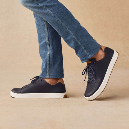 OluKai | Lae‘ahi Lī ‘Ili Men's Leather Sneakers - Trench Blue