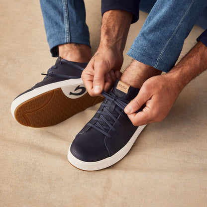 OluKai | Lae‘ahi Lī ‘Ili Men's Leather Sneakers - Trench Blue