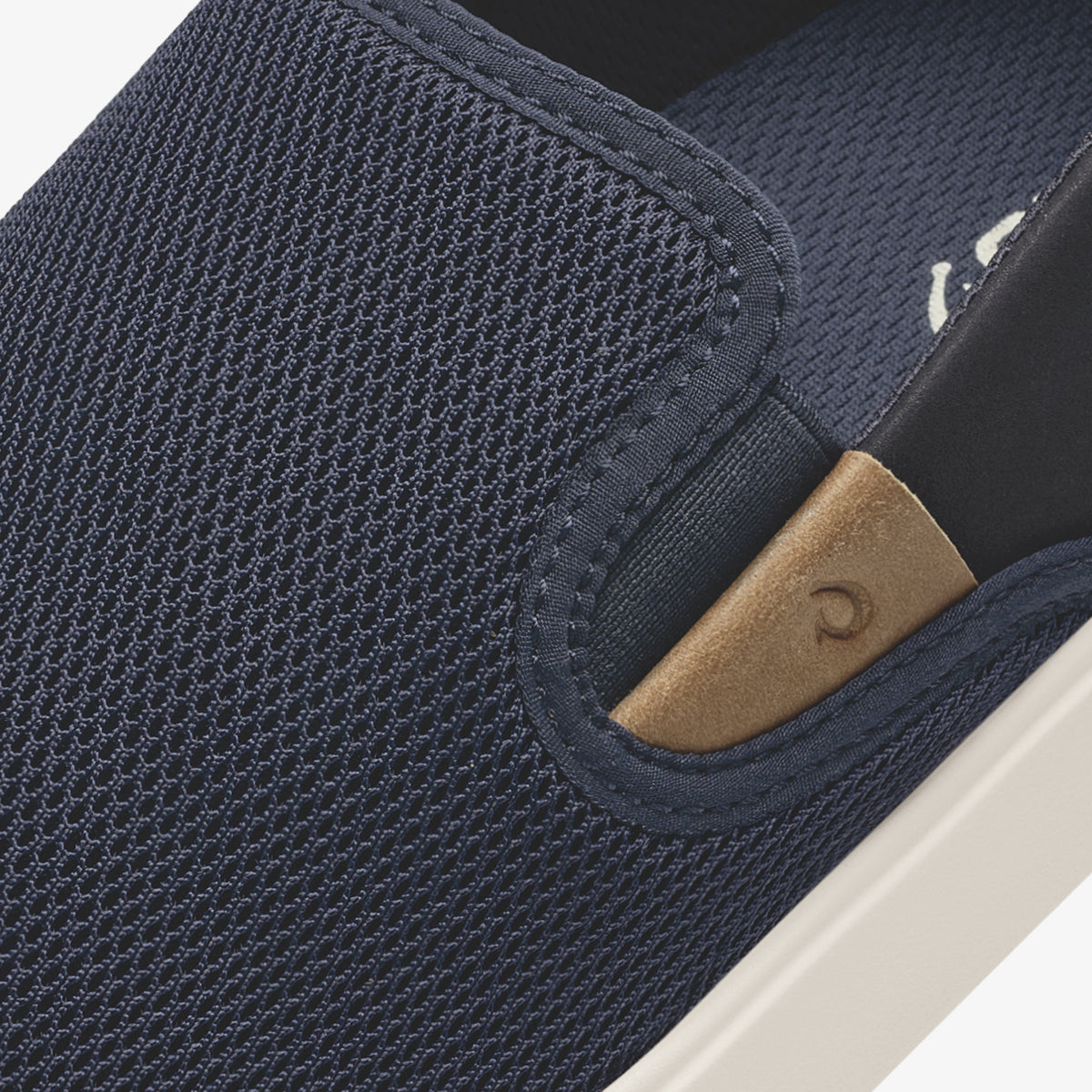 OluKai | Lae'ahi Nui - Trench Blue / Tan