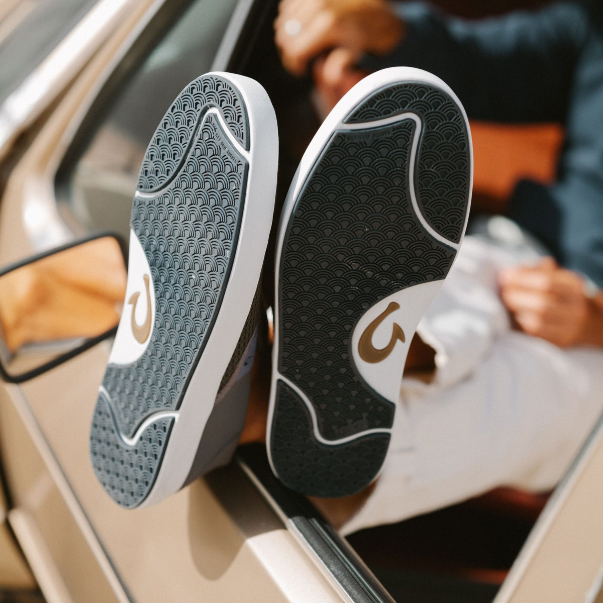 OluKai | Lae‘ahi Men's Slip-On Sneakers - Pavement