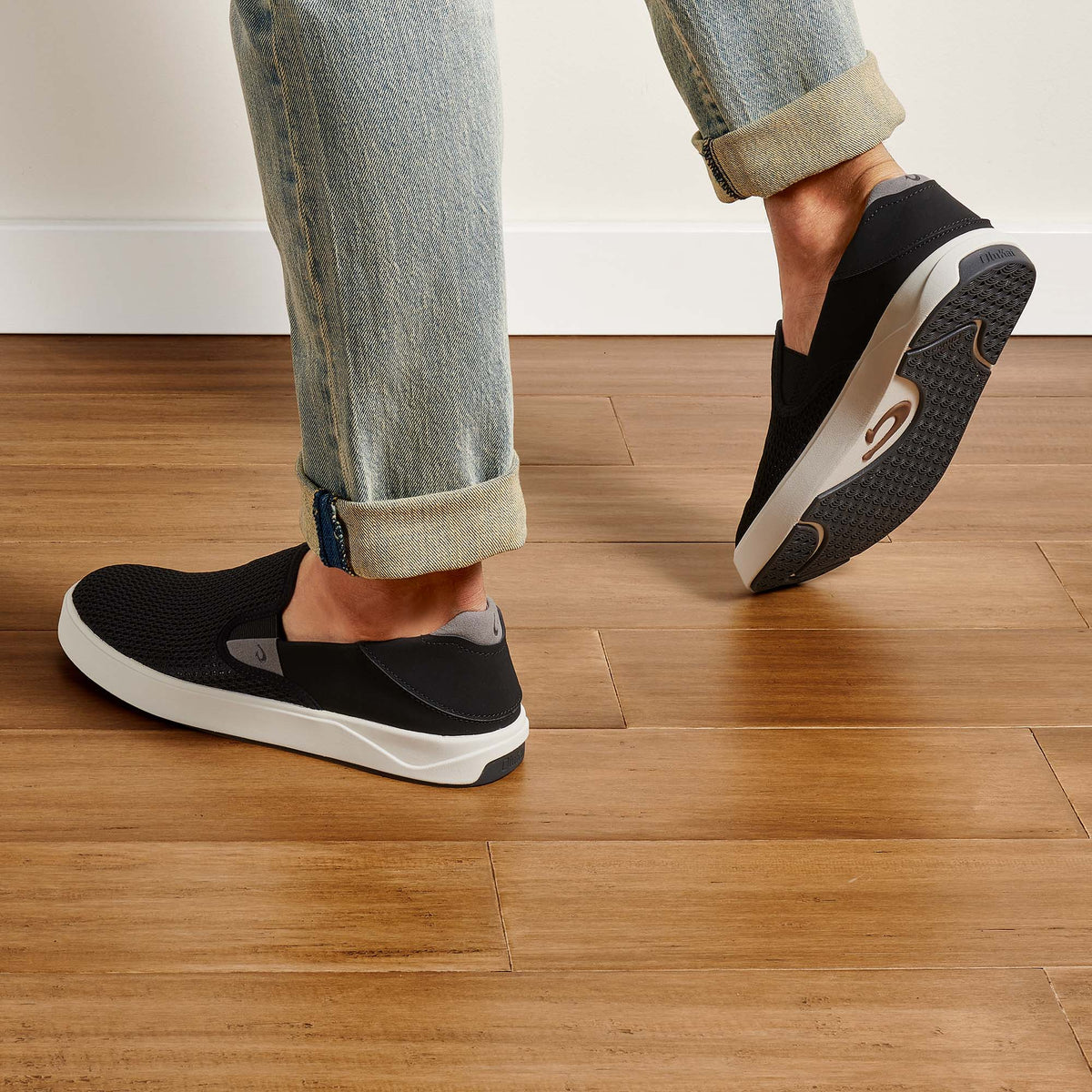 OluKai | OluKai Lae‘ahi - Black | Men's Slip-on Sneakers