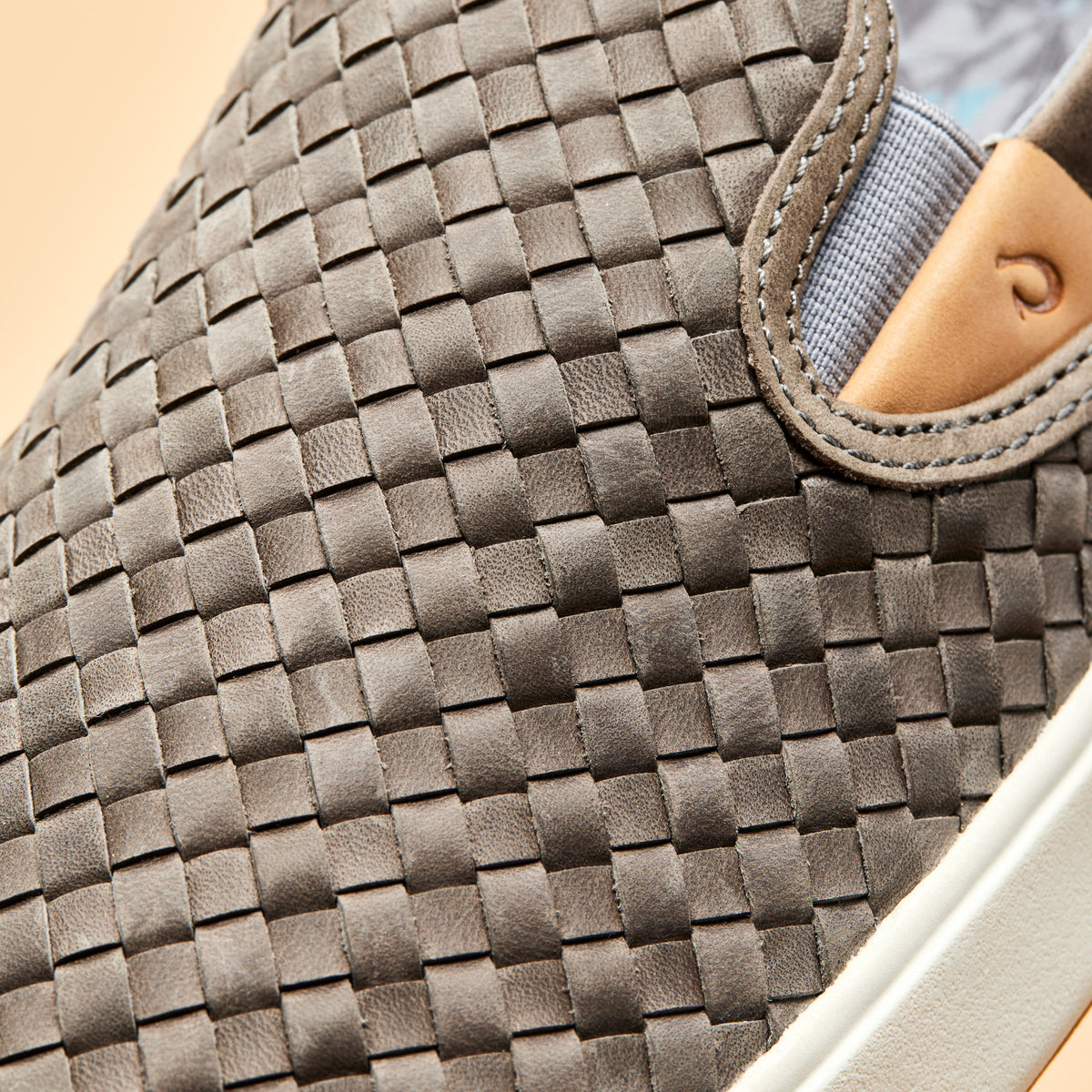 OluKai | Lae‘ahi Lauhala Men's Leather Slip-On Sneakers - Ash