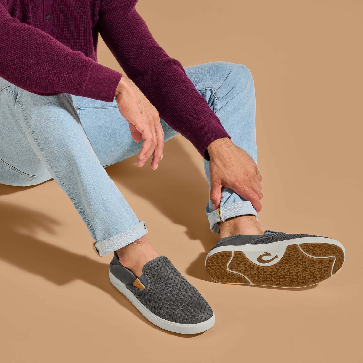 OluKai | Lae‘ahi Lauhala Men's Leather Slip-On Sneakers - Ash