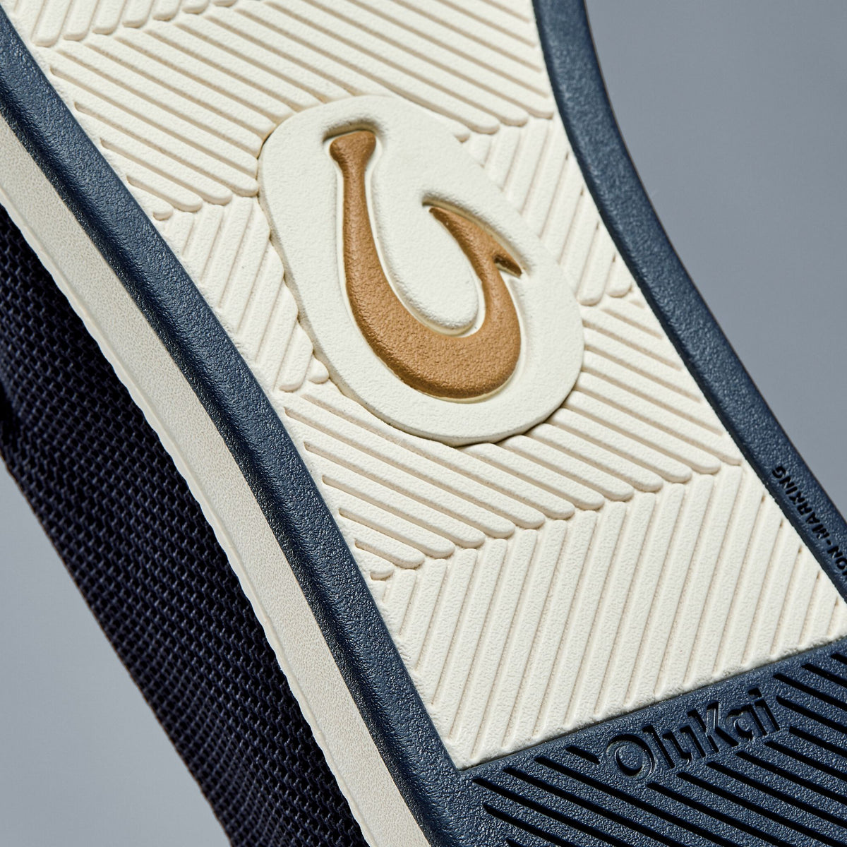 OluKai | Kākaha Mesh Men‘s Slip-On Shoes - Navy