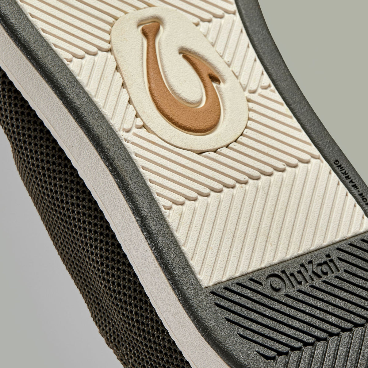 OluKai | Kākaha Mesh Men‘s Slip-On Shoes - Nori