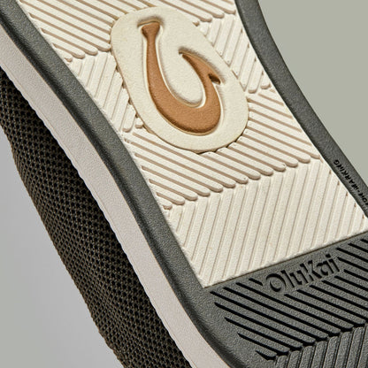 OluKai | Kākaha Mesh Men‘s Slip-On Shoes - Nori