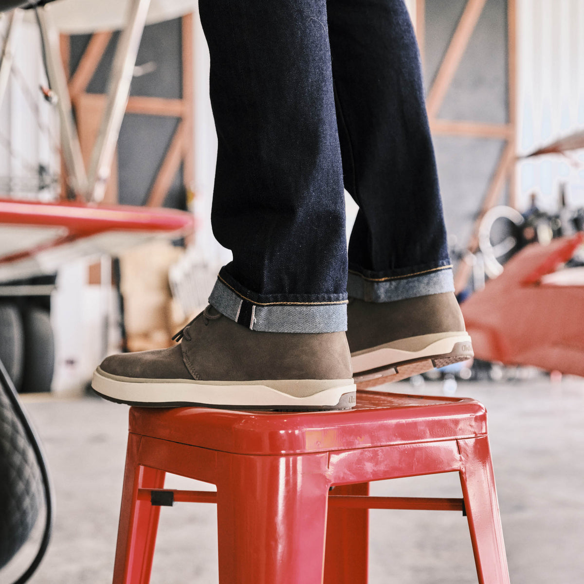 OluKai | Papakū 'Ili Men’s Waterproof Leather Boots- Mustang