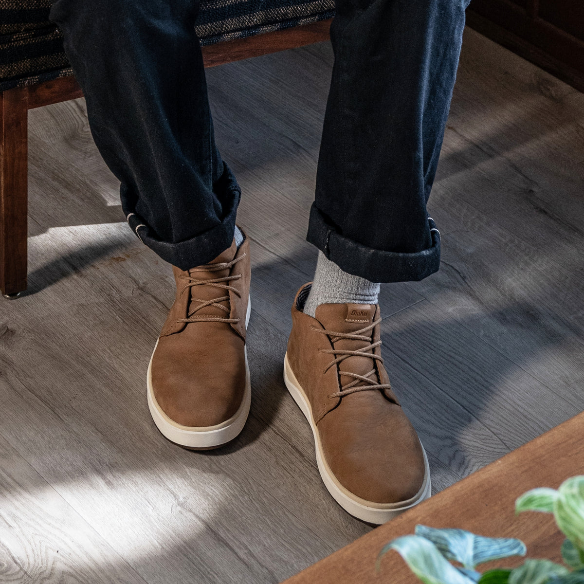 OluKai | Papakū 'Ili Men’s Waterproof Leather Boots- Tan