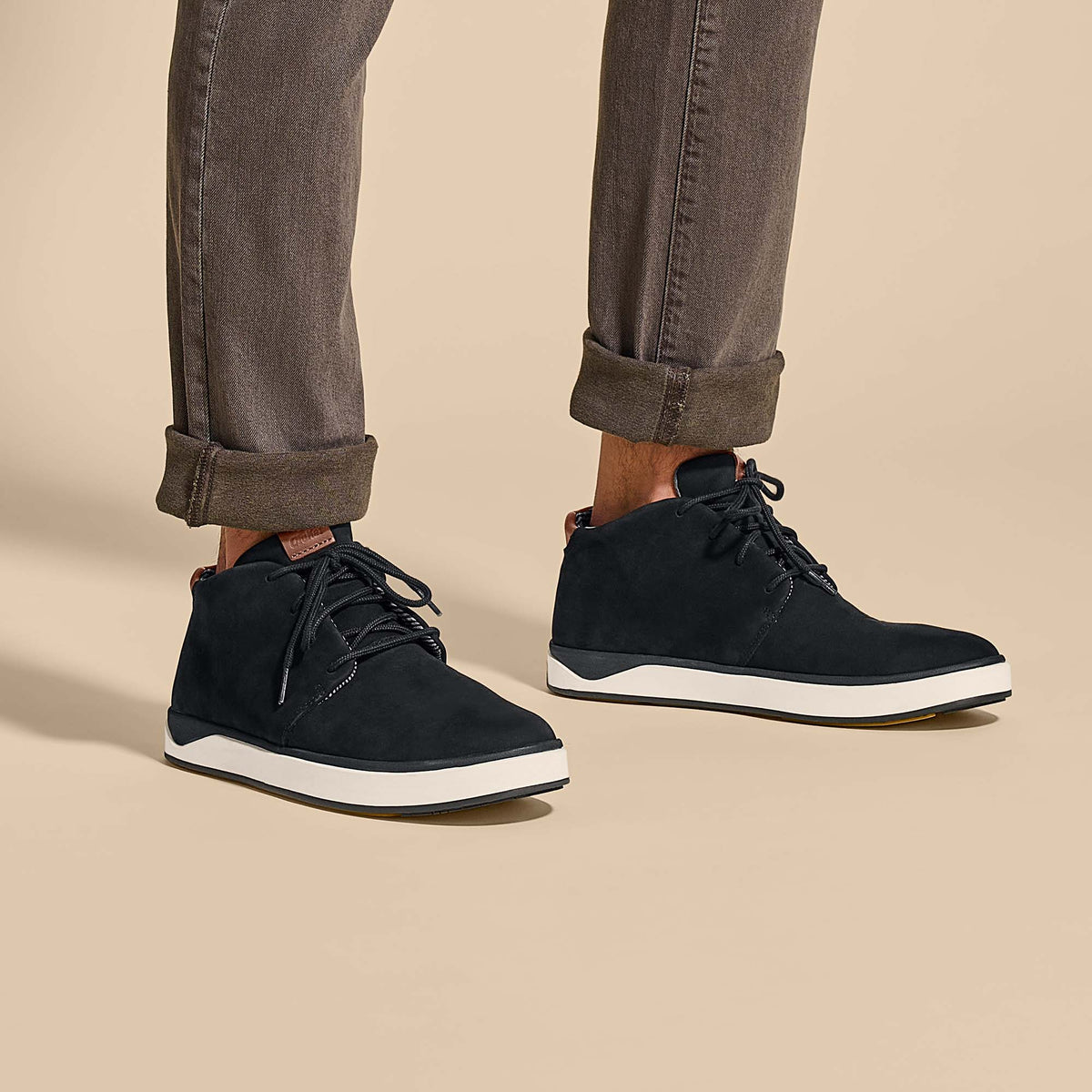 OluKai | Papakū 'Ili Men’s Waterproof Leather Boots- Black