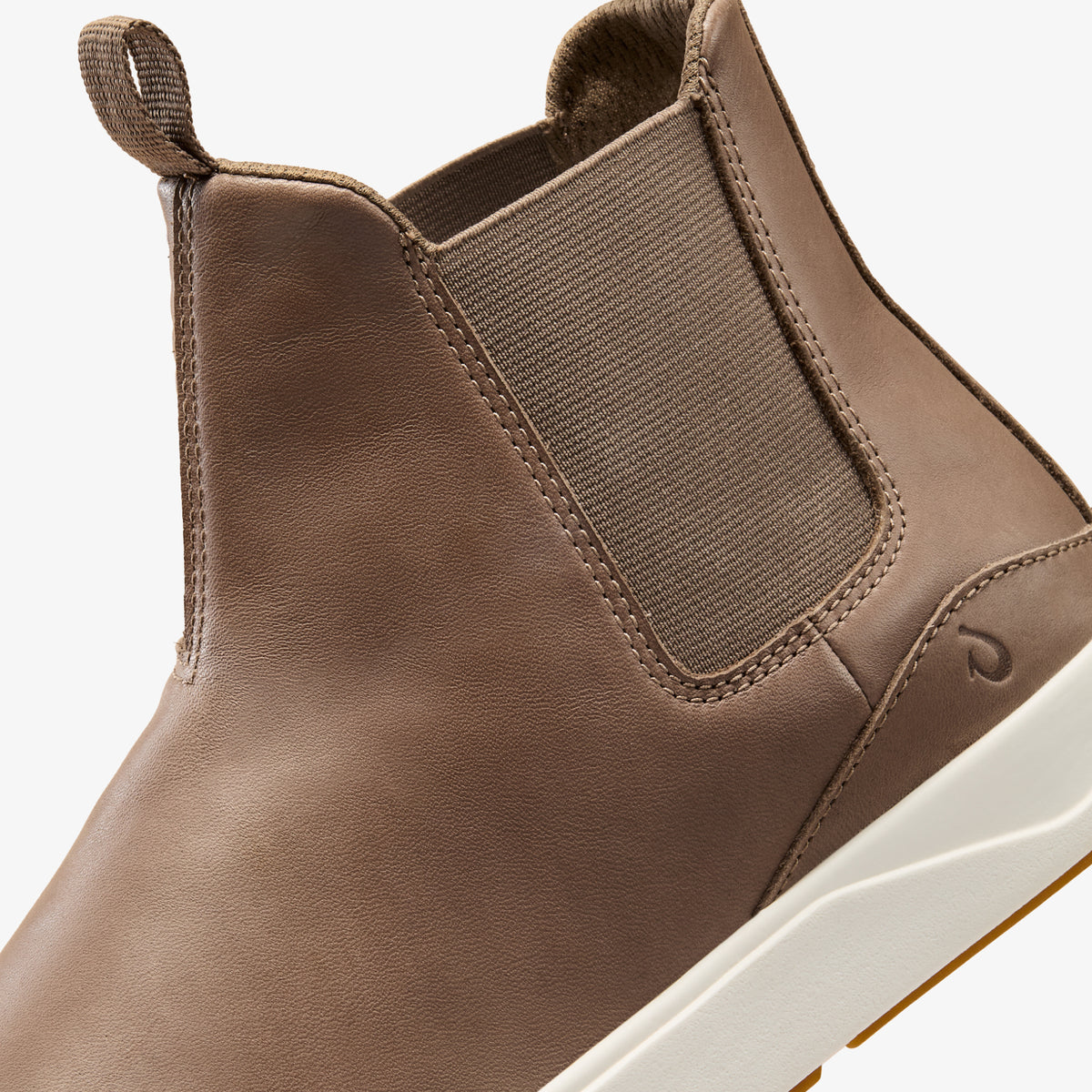 OluKai | Lae'ahi Mid - Mustang / Mustang