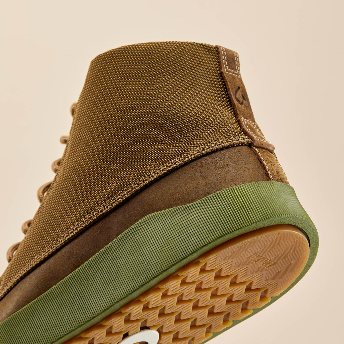 OluKai | Mōlina Men’s Waterproof Leather Boots - Mustang Hanu