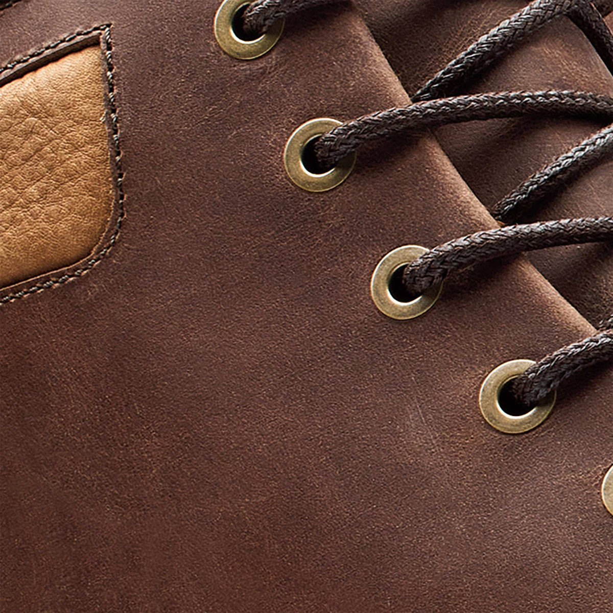 OluKai | Kekaha Men’s Chukka Boots - Toffee / Off White