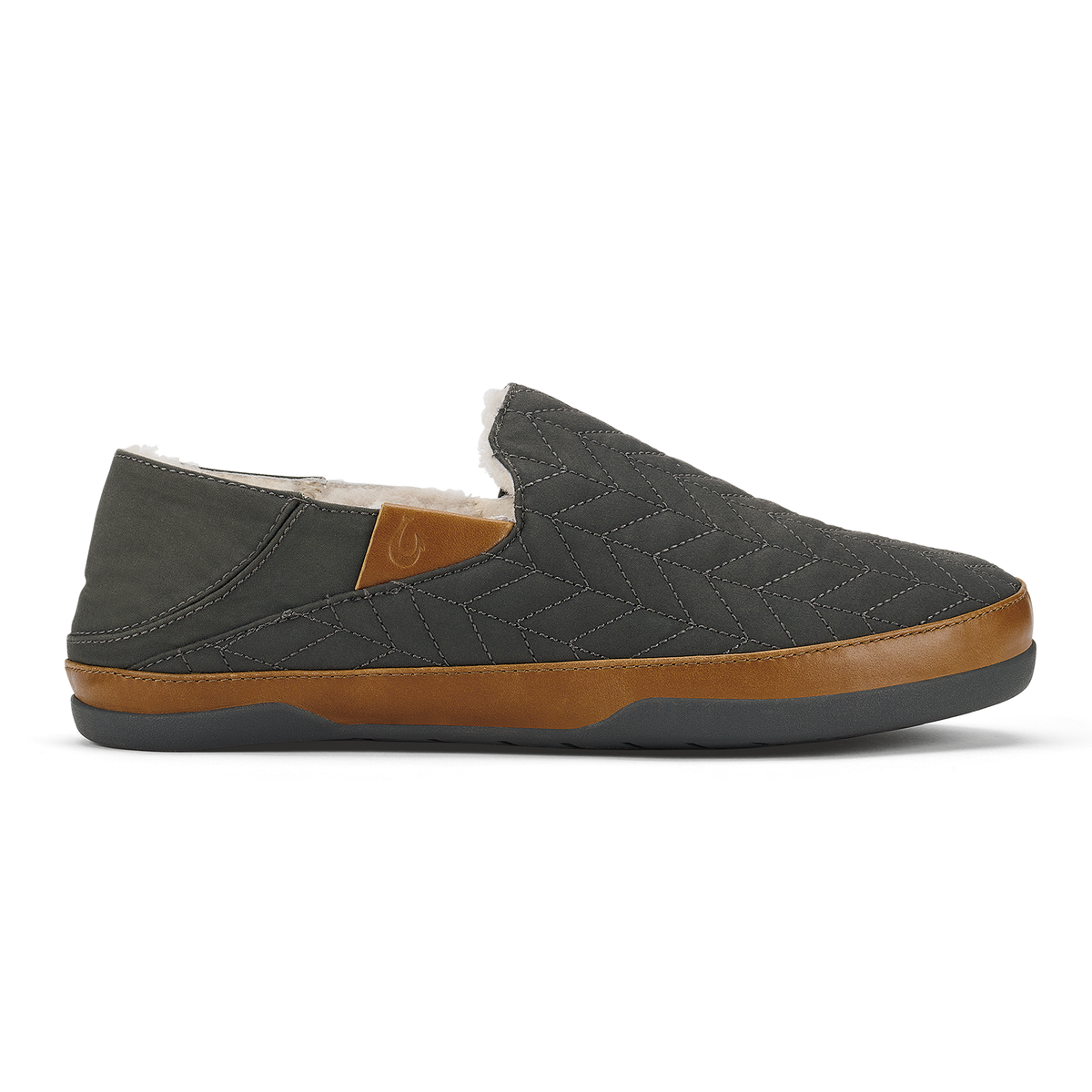 OluKai | Hanohano Men’s Waxed Canvas Slippers - Dark Shadow