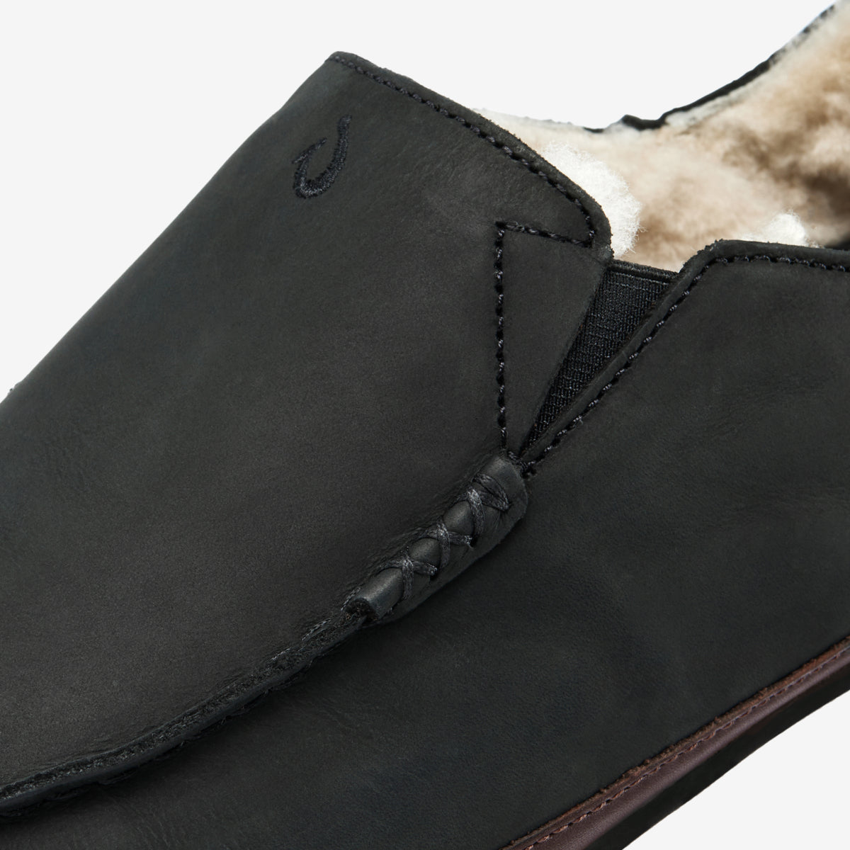 OluKai | Moloā Slipper - Black / Dk Java