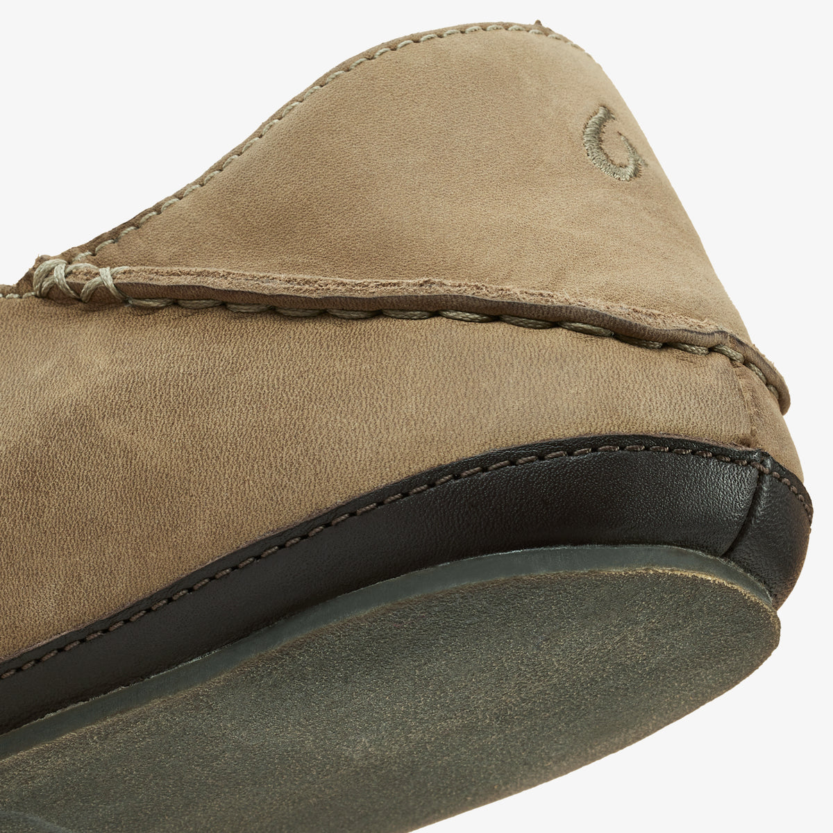 OluKai | Moloā Slipper - Clay / Dk Java