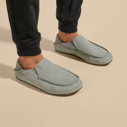 OluKai | Moloā Men's Leather Slippers - Kona Coffee