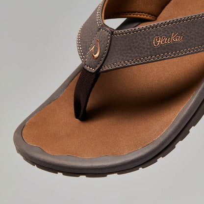OluKai | ‘Ohana Men's Beach Sandals - Dark Java / Ray