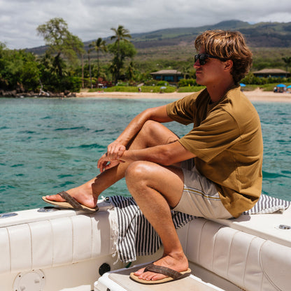 OluKai | Tuahine Palm - Dk Java / Golden Sand