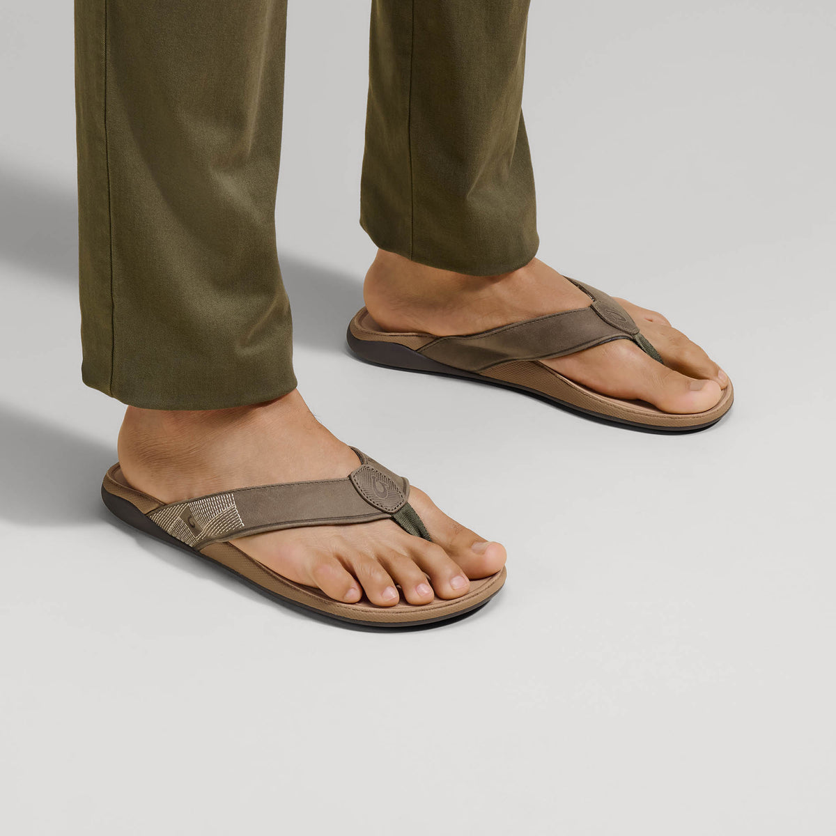 OluKai | Tuahine Men's Waterproof Leather Beach Sandals - Hunter