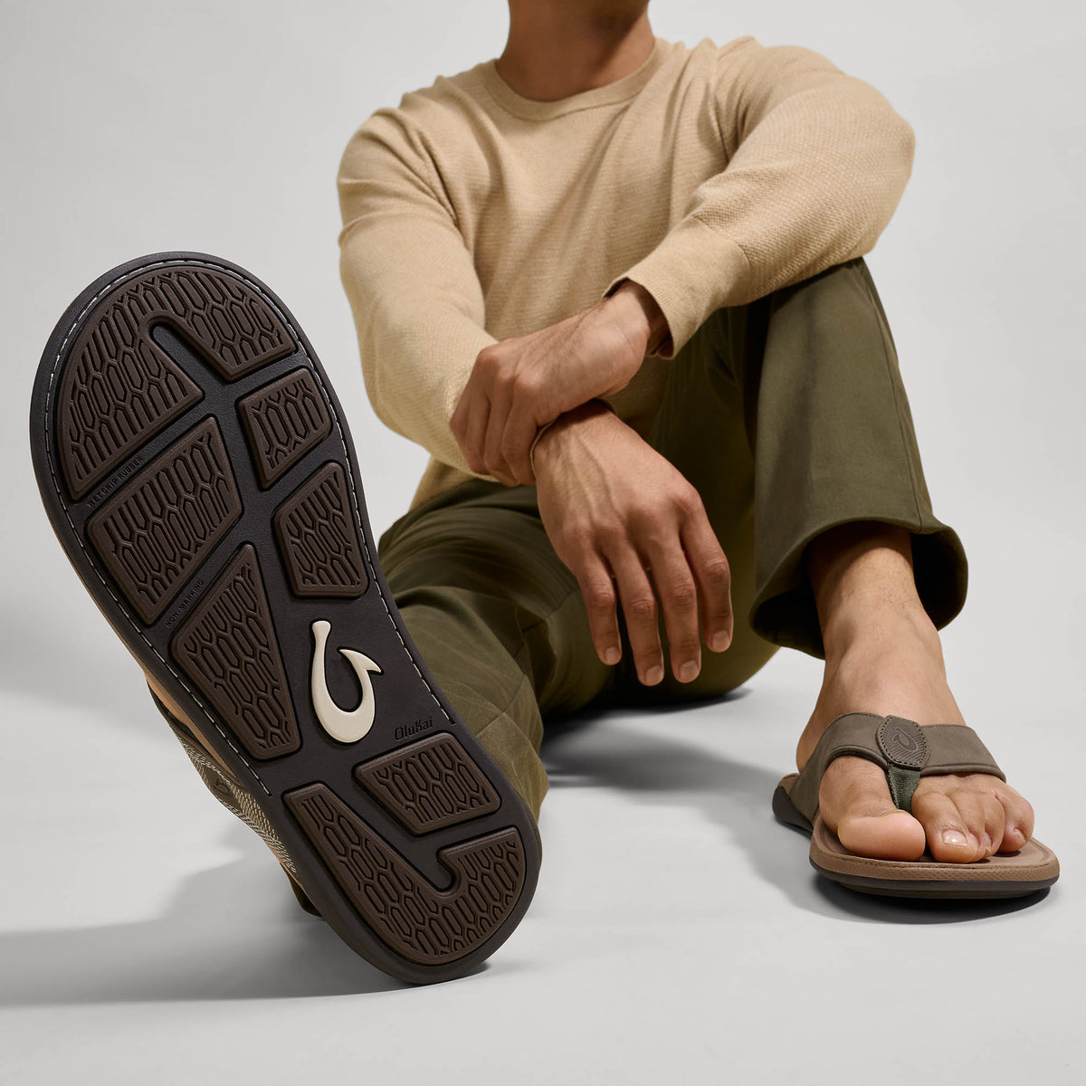 OluKai | Tuahine Men's Waterproof Leather Beach Sandals - Hunter