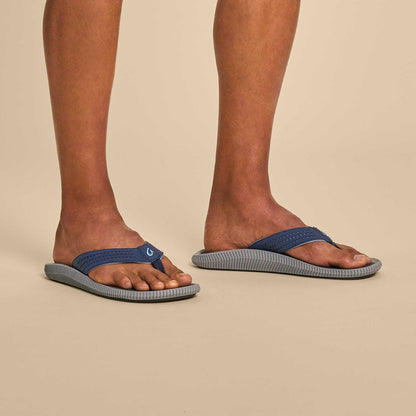 OluKai | Ulele Men's Beach Sandals - Blue Depth / Charcoal