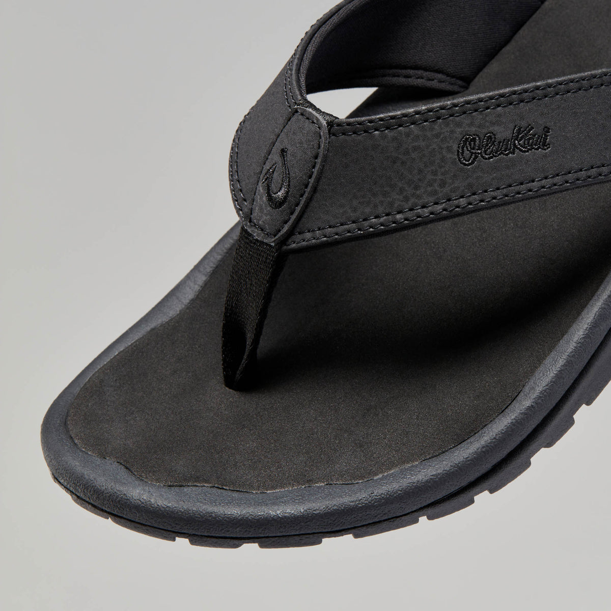 OluKai | ‘Ohana Men's Best Selling Beach Sandals - Black