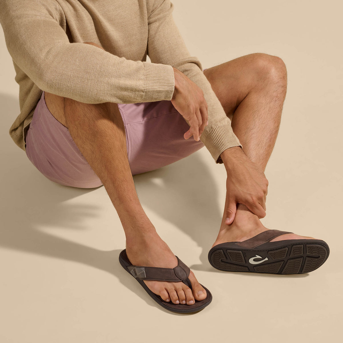 OluKai | Tuahine Men's Waterproof Leather Beach Sandals - Dark Wood