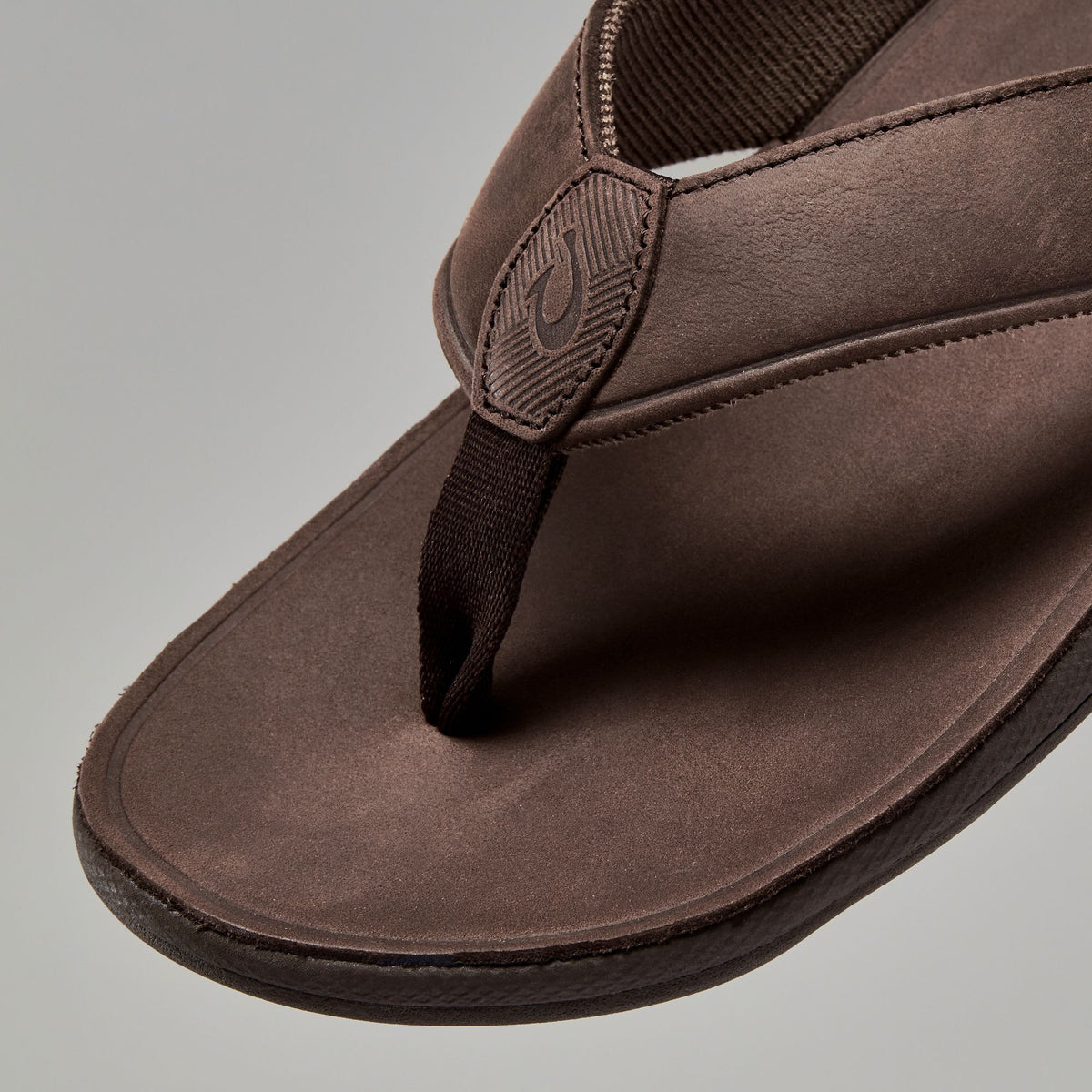 OluKai | Tuahine Men's Waterproof Leather Beach Sandals - Dark Wood