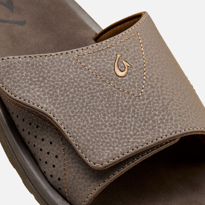 OluKai | Nalu Slide Men's Beach Slide Sandals - Dark Java