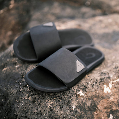 OluKai | Ulele Slide - Lava Rock / Lava Rock