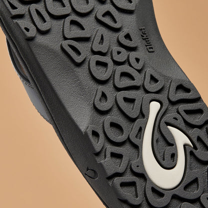 OluKai | ‘Ohana Men's Best Selling Beach Sandals - Ash / Rock