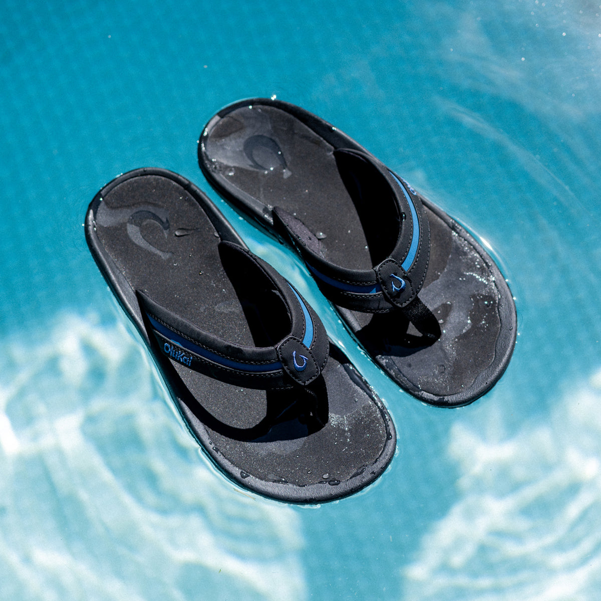 OluKai | ʻOhana Pālua - Black / Slate Blue