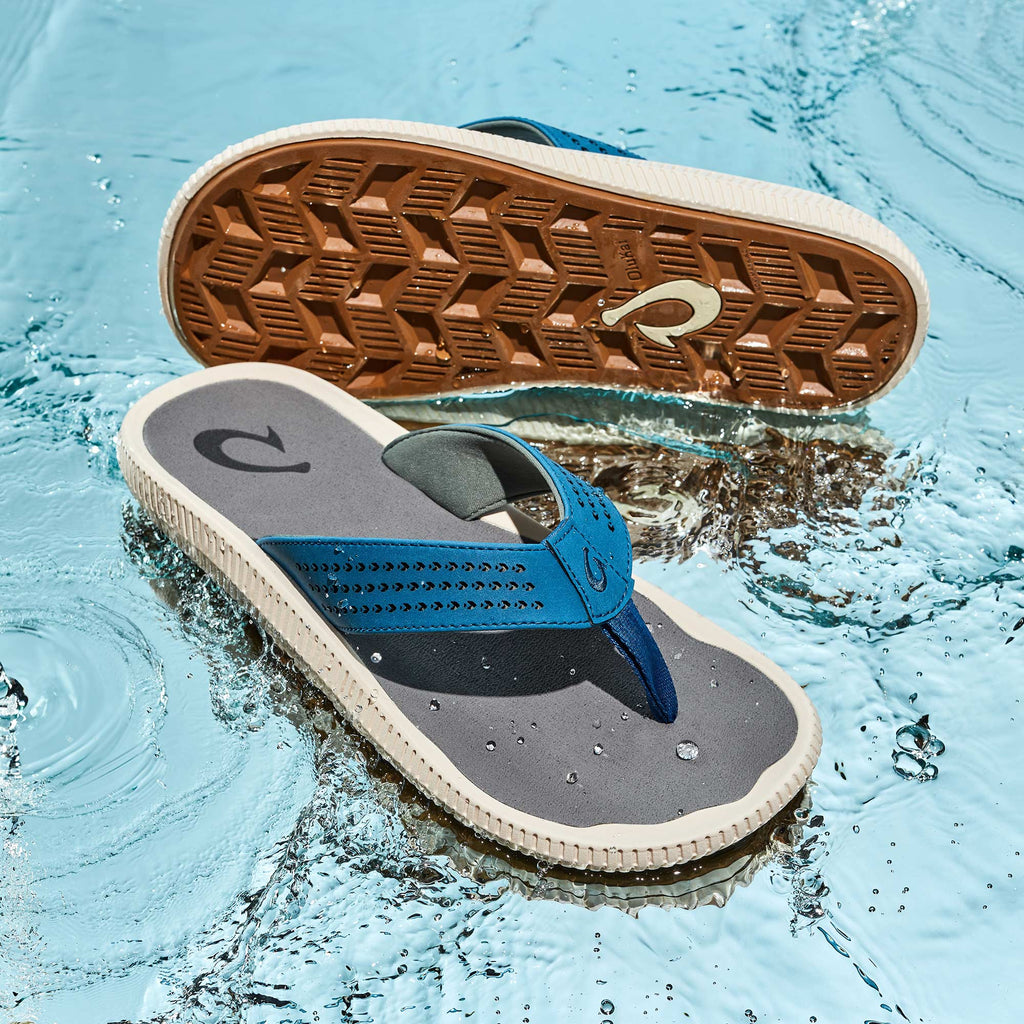 OluKai | Ulele Men's Beach Sandals - Slate Blue / Charcoal