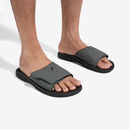 OluKai | Nalu Slide - Rock / Black