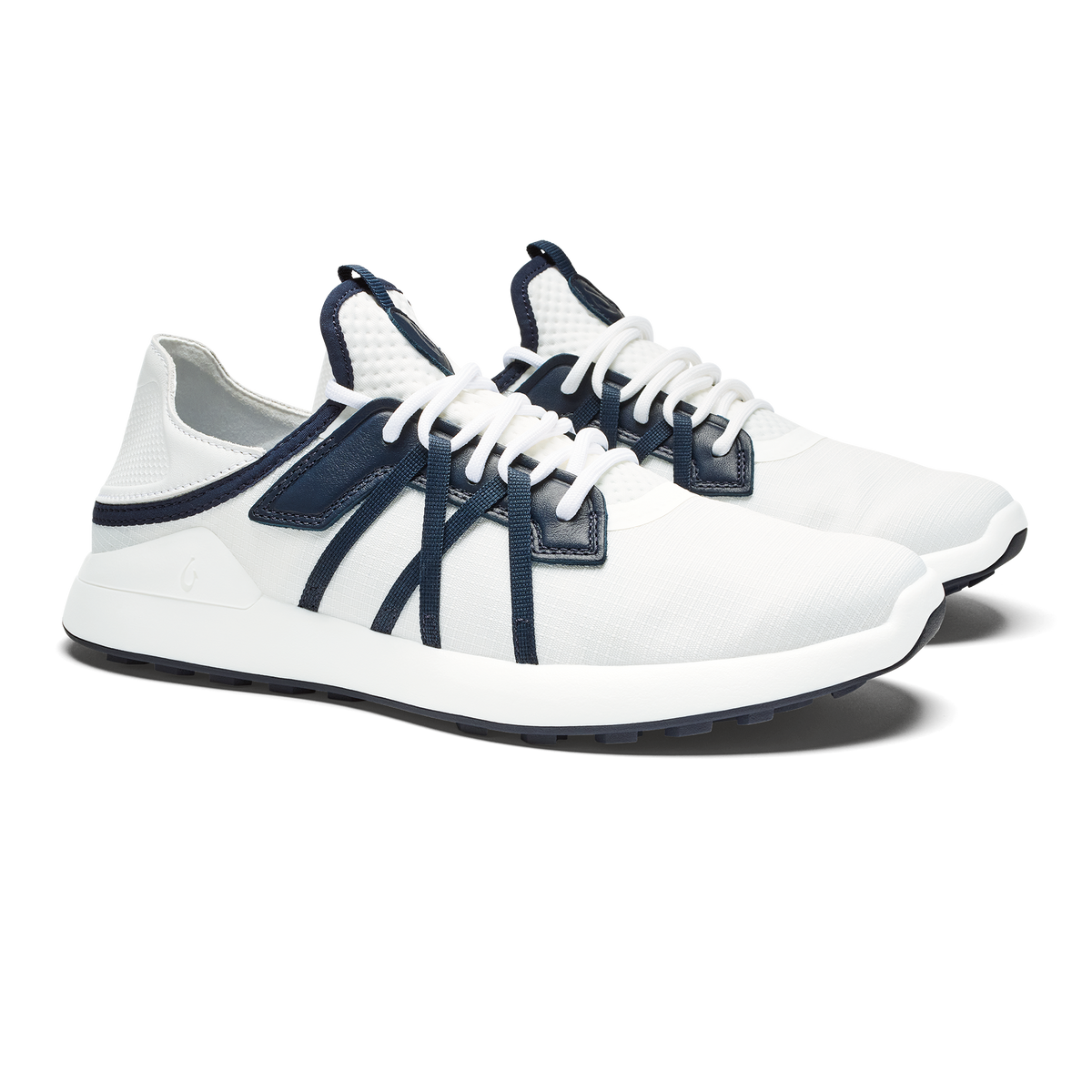 OluKai | Manele Men’s Breathable Golf Shoes - Bright White / Mood Indigo