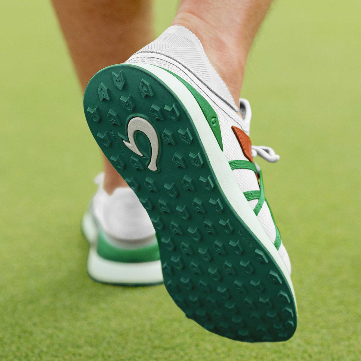 OluKai | Manele Men’s Breathable Golf Shoes - White / Bamboo