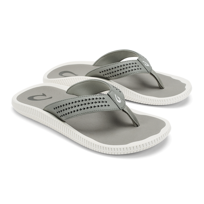 OluKai | Ulele Golf Men’s Golf Sandals - Ash