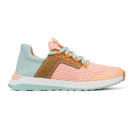 OluKai | Wailuku Women’s Athletic Shoes - Peach / Swell