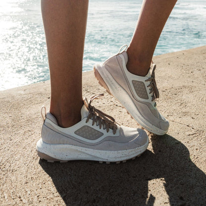 OluKai | Makiki - White Sand / Tapa