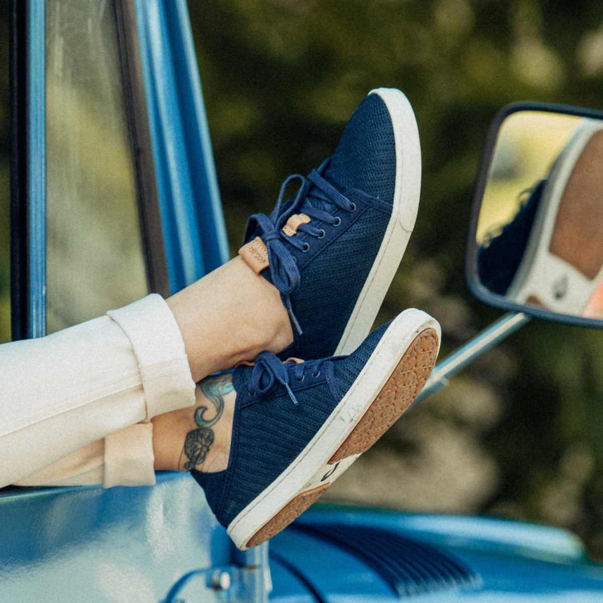 OluKai | Pehuea Lī Women's Sneakers - Trench Blue