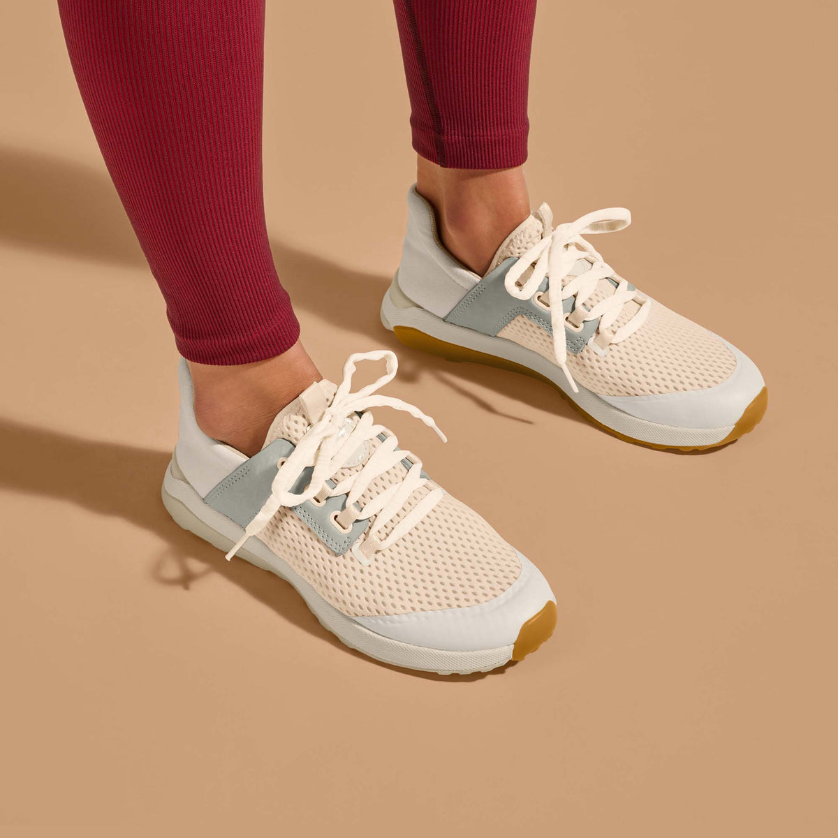 OluKai | Wailuku Women’s Athletic Shoes - Off White
