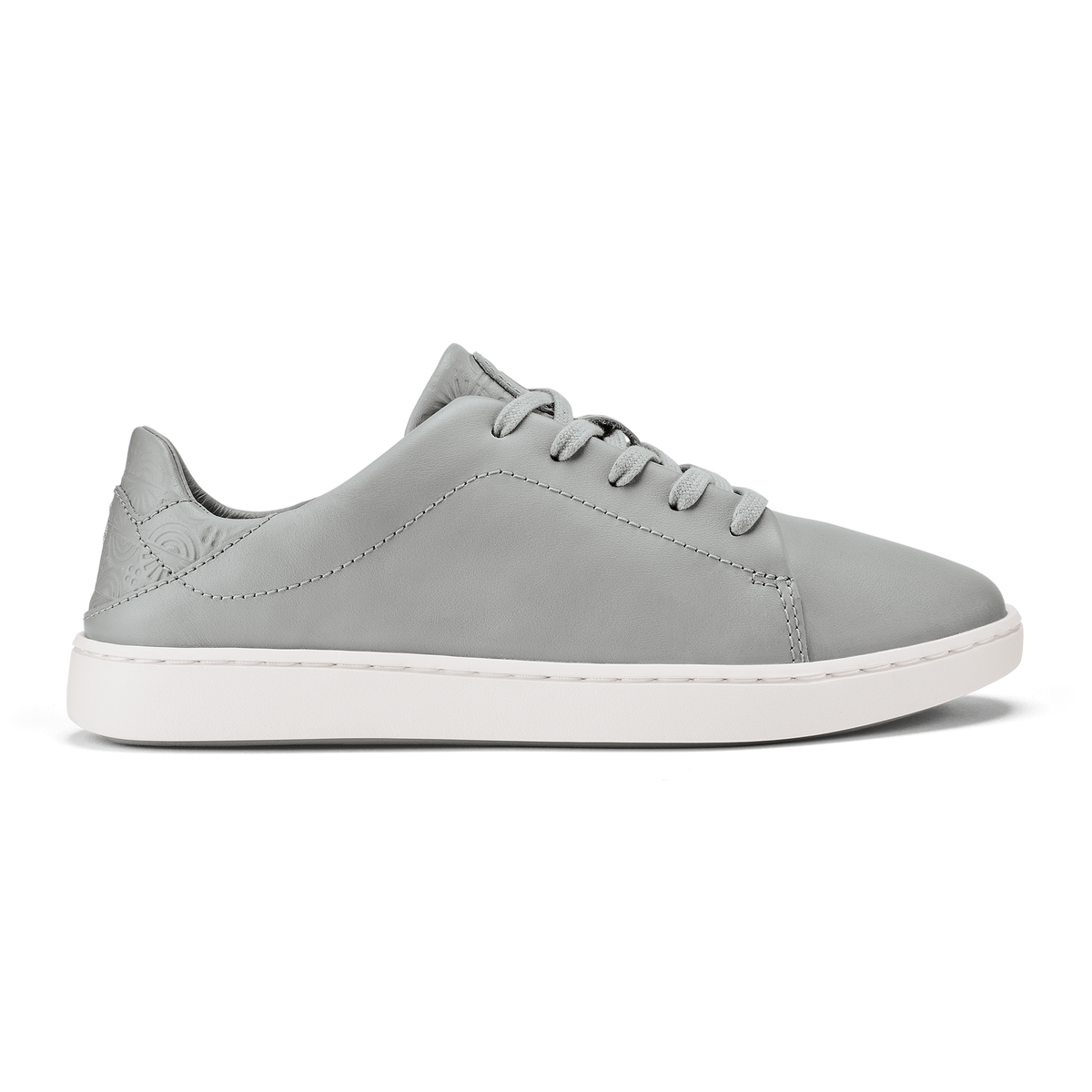 OluKai | Pehuea Lī ‘Ili Women's Leather Sneakers - Ash