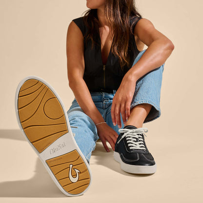 OluKai | Hā‘upu Women’s Leather Sneakers - Onyx