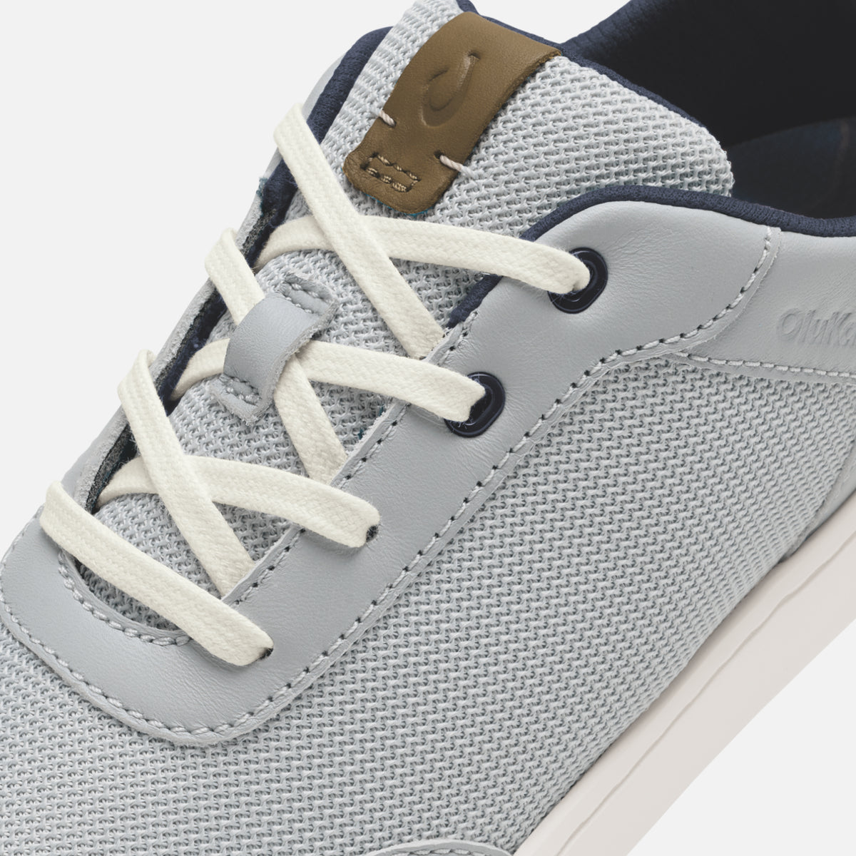 OluKai | Kiahuna - Cloud Grey / Tan